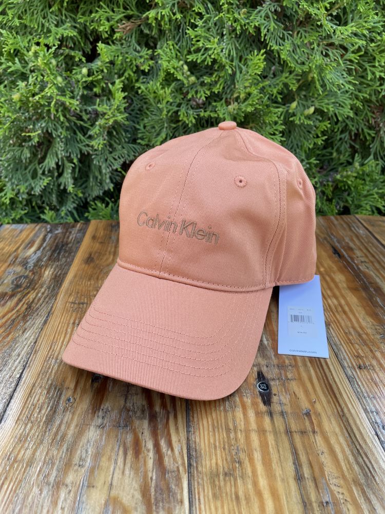 Новая кепка calvin klein бейсболка (ck Honey Brown cap ) с америки