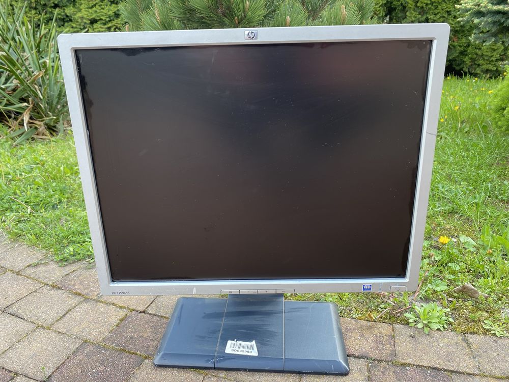 Monitor HP LP2065 20”