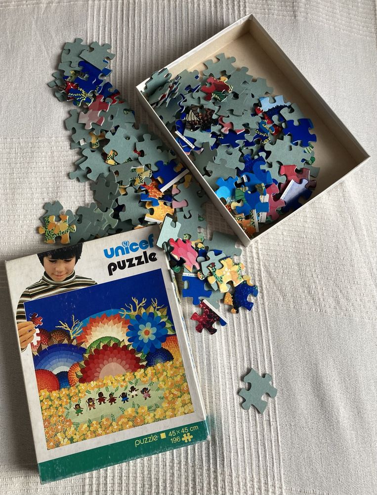 Puzzle Unicef PRL 45x45cm, 196 elementów