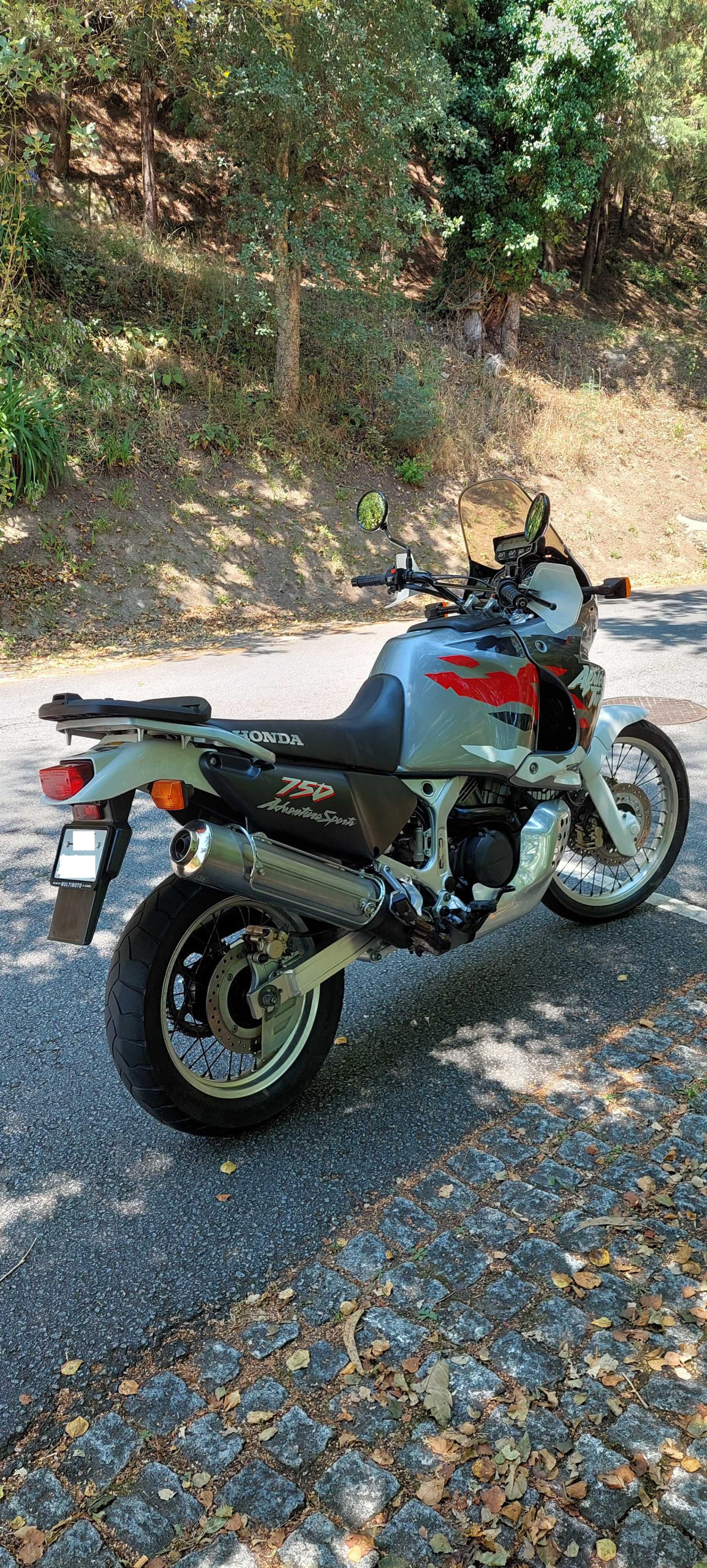 Africa Twin XRV750