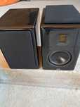 Monitory ELAC AM 180