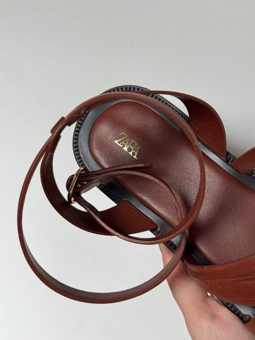 Шкіряні Сандалі ZARA