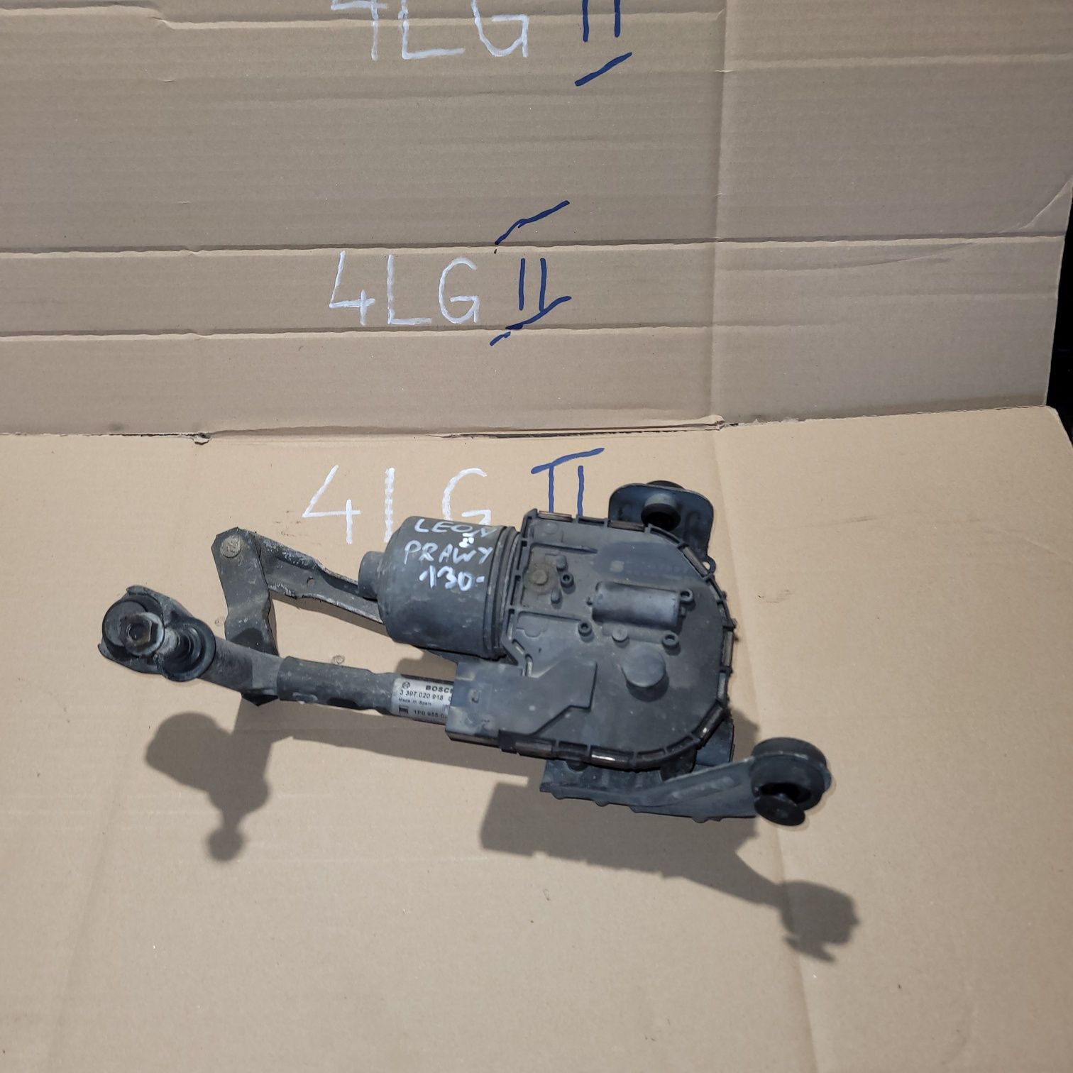 Mechanizm wycieraczek przód prawy seat Leon II 2007r