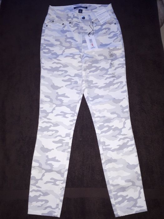 Spodnie nowe z metką Calvin Klein roz xs
