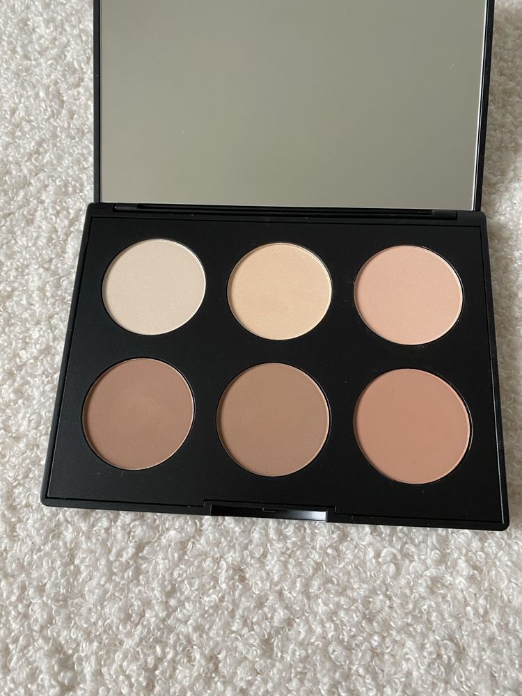 Paleta do konturowania twarzy Mac studio fix sclupt and shape