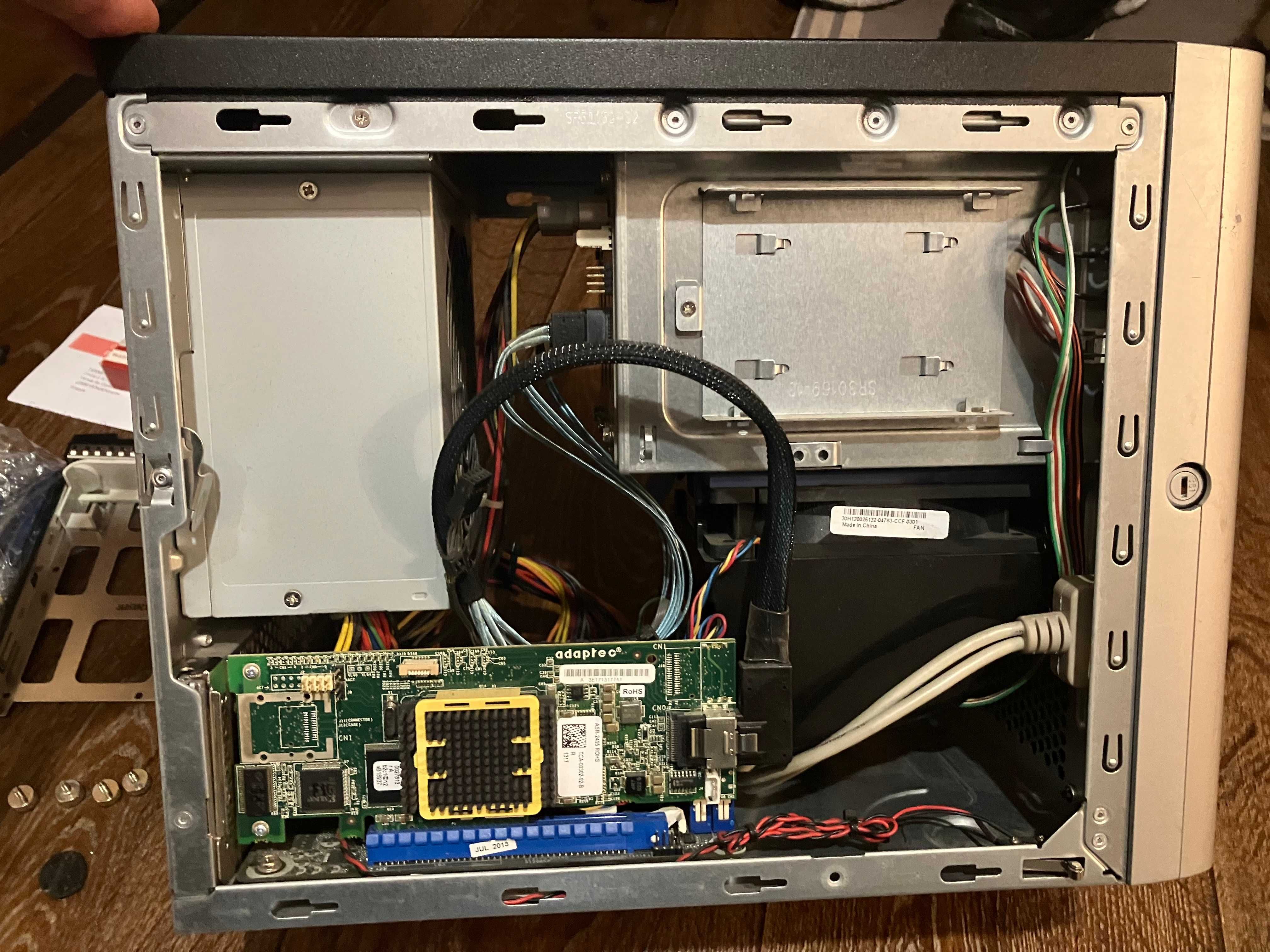 HP Proliant MicroServer Gen8, Xeon E3-1220 V2, 16 GB Memory, NO HDD-