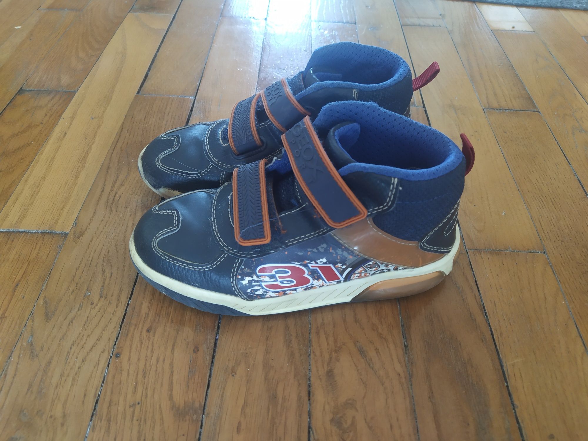 Świecące buty Geox roz 30