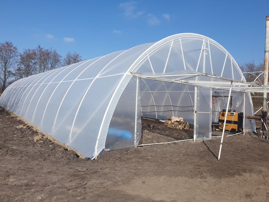 Встановлення арочних теплиць під ключ