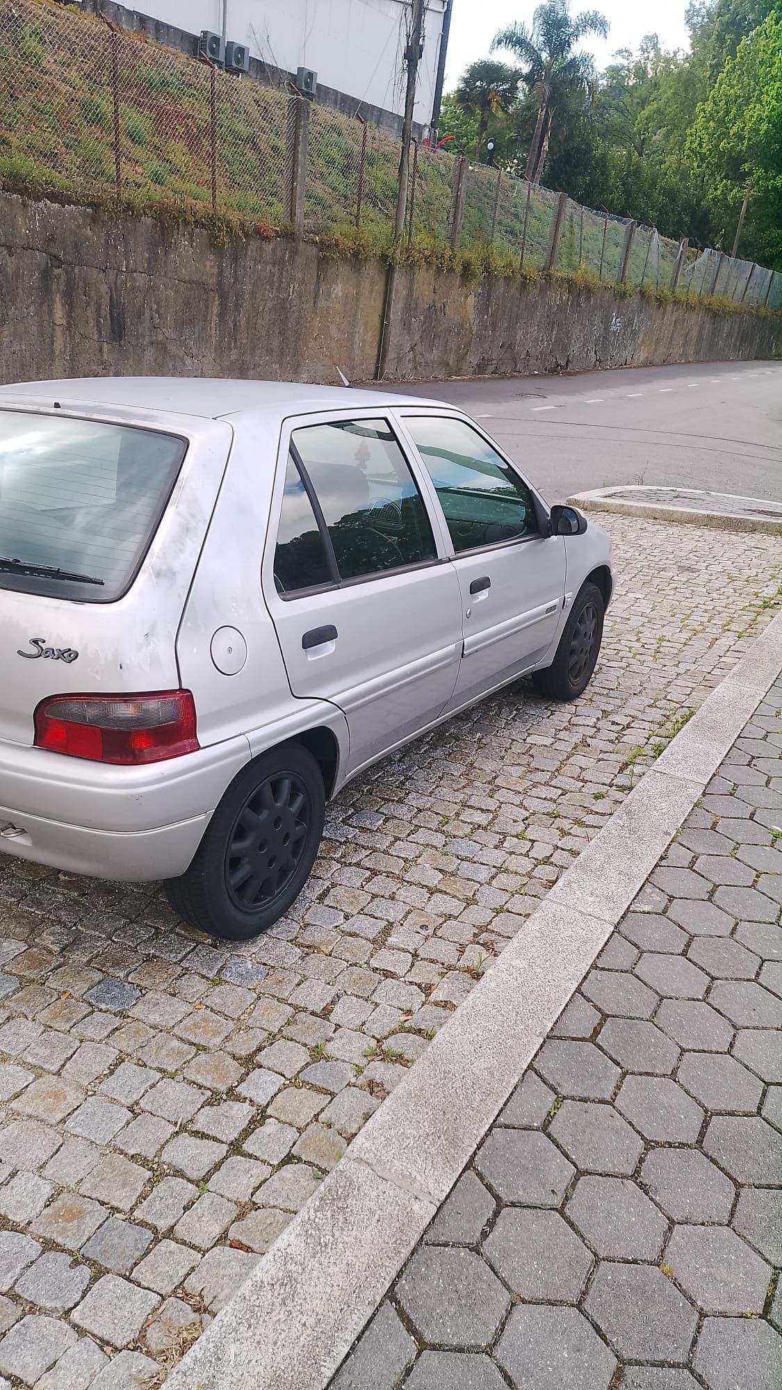 Saxo 1.1 exclusive 140000km