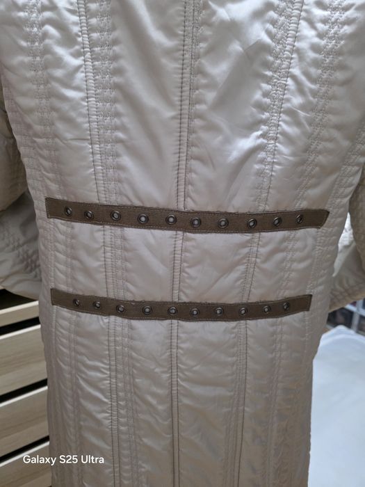 Casaco comprido elégante e quente