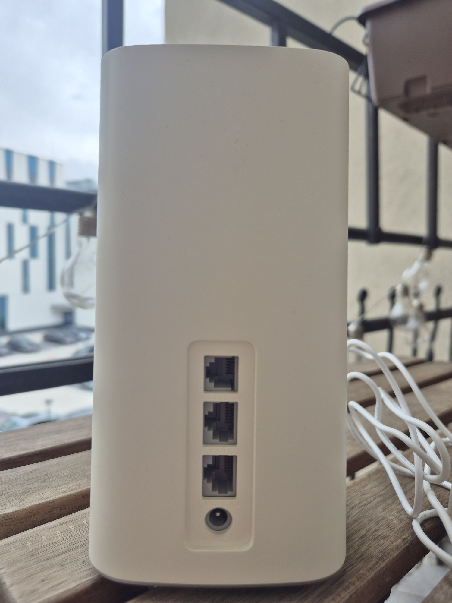 Router Huawei H122-373; 5G CPE Pro 2 WiFi6 do 3000Mbit LTE SIM Modem 5