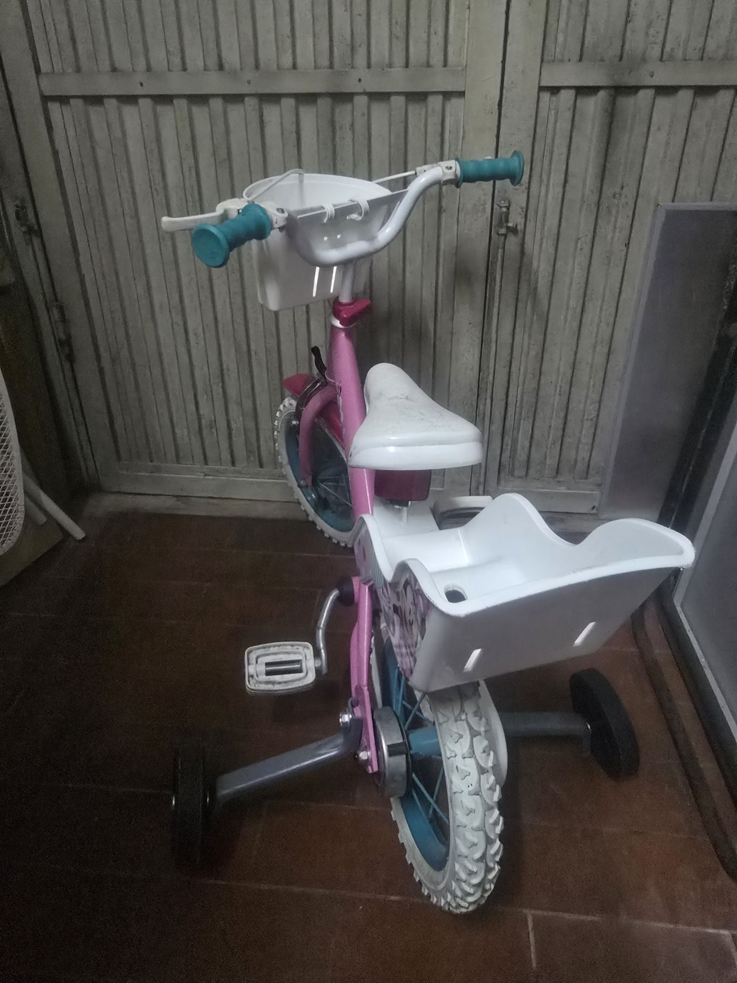 Bicicleta da Minnie como nova