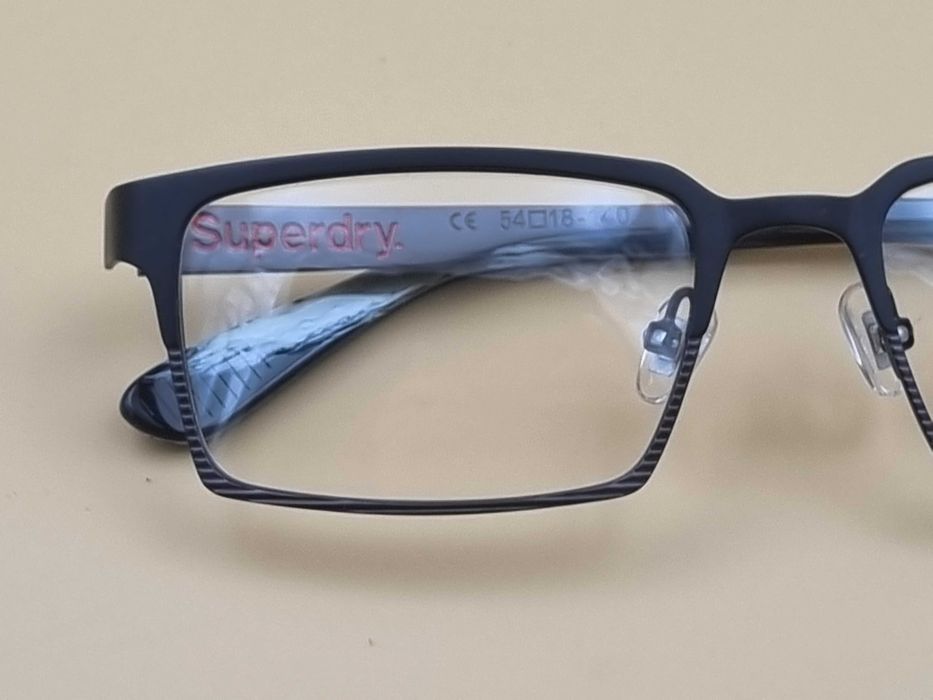 Nowe okulary Superdry clint 004 bs8