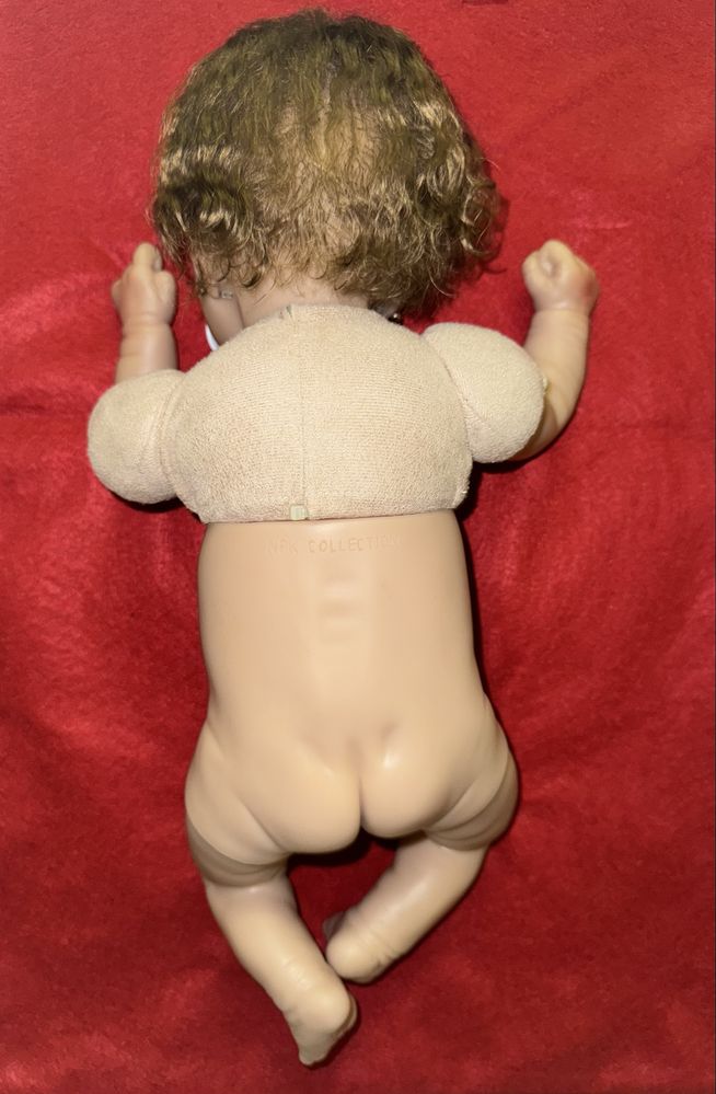 Bebé reborn com corpinho vinil e pano
