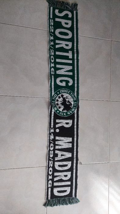 Cachecol Sporting-Real de Madrid