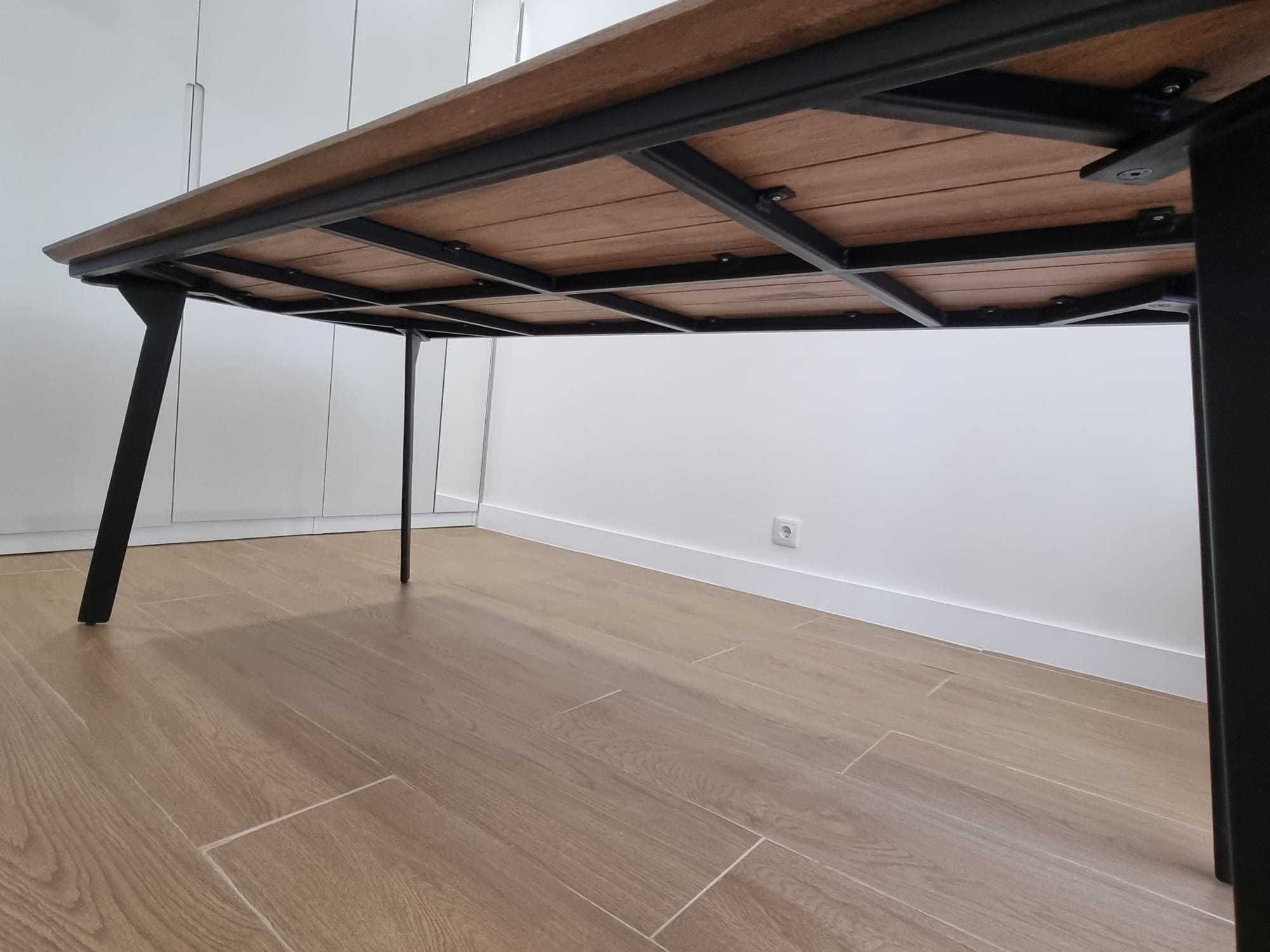 Mesa de jantar design moderno