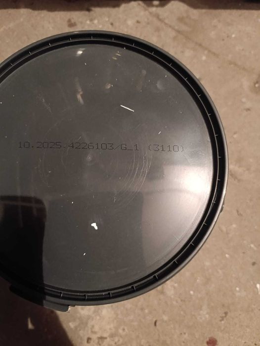 Farba biała 2 sztuki