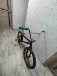 Надійний велосипед BMX