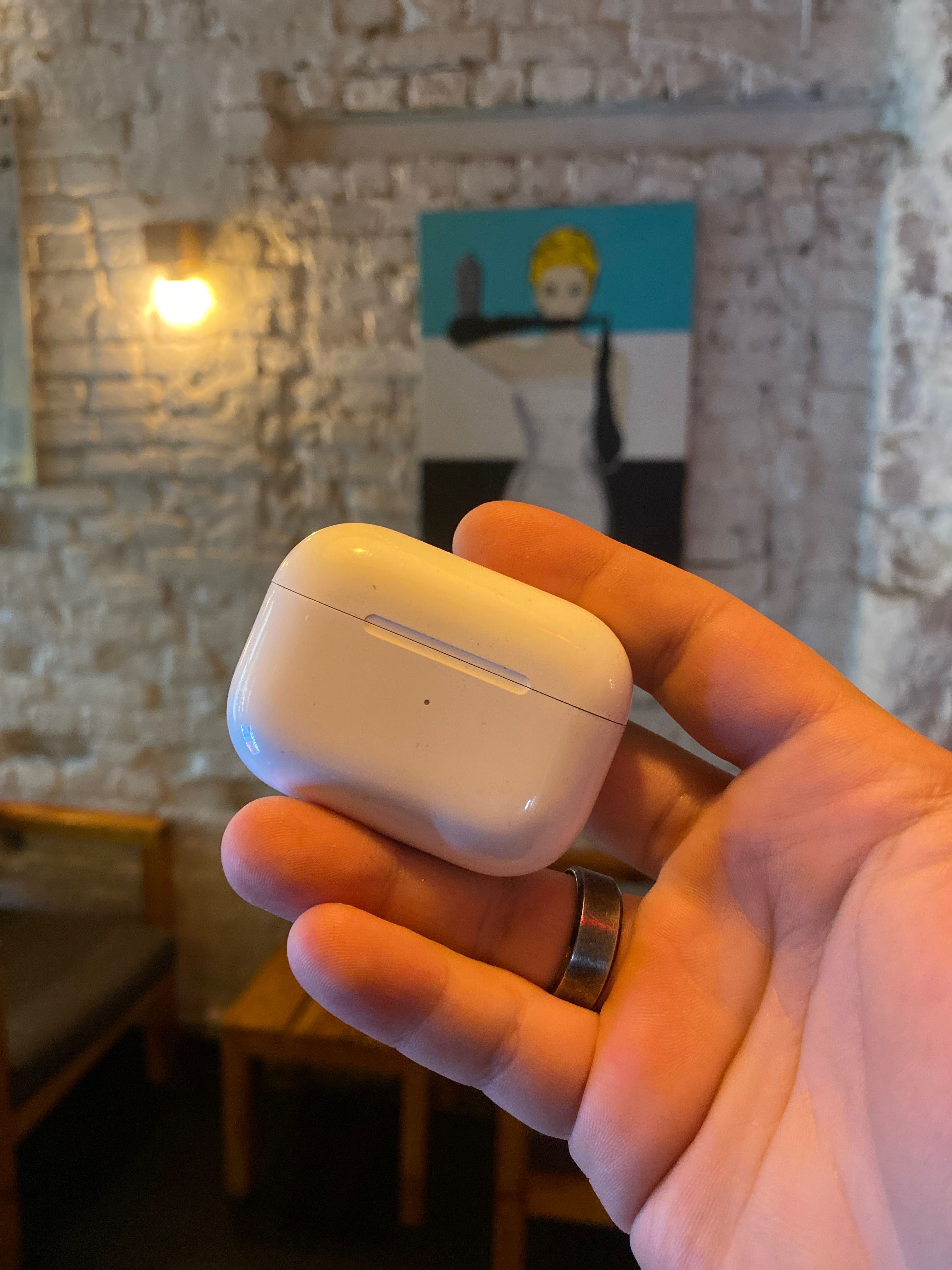 AirPods Pro 1st gen оригінал, комплектація без кабеля зарядки