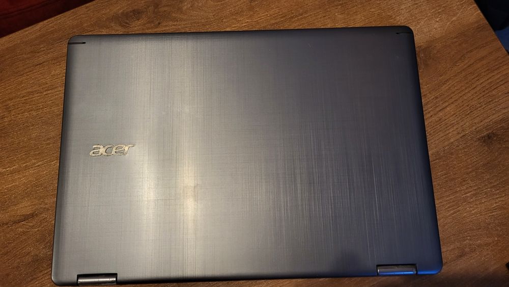 Laptop Acer Aspire R intel i5 7200 8Gb ram