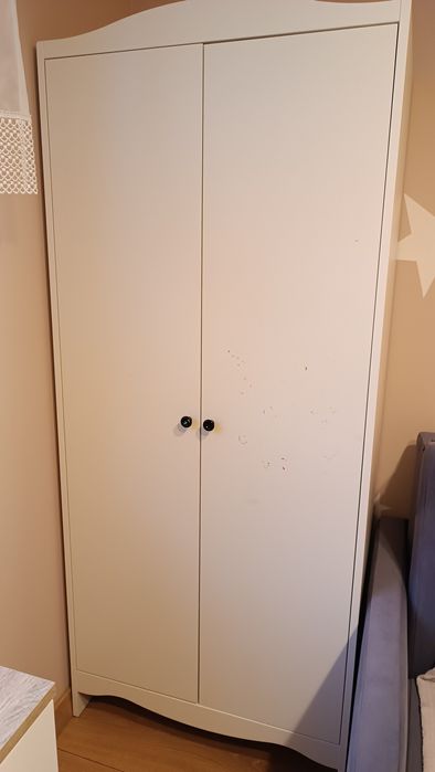 Szafa do pokoju dziecięcego