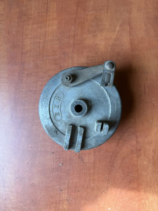 Szczękotrzymacz przód przedni Romet Motorynka Komar Kadet ZZR wysyłka