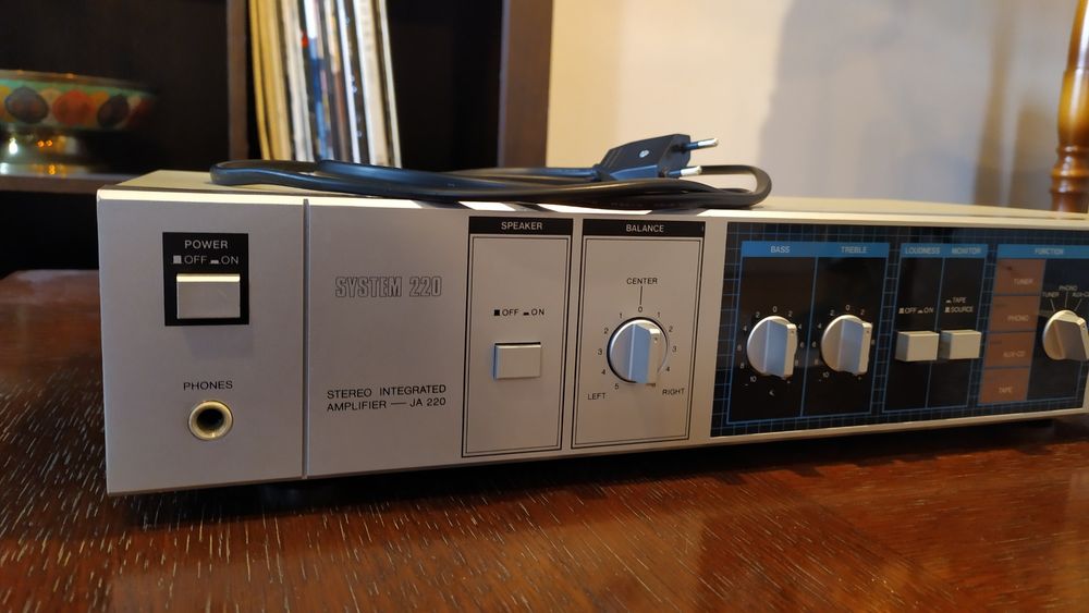 Sanyo JA 220 / zadbany