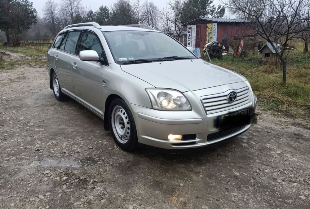 Продам Toyota Avensis 2.0 D4D