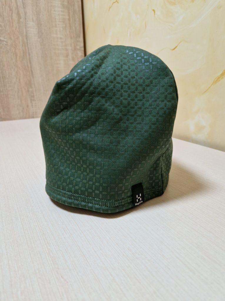 Шапка Haglofs нова