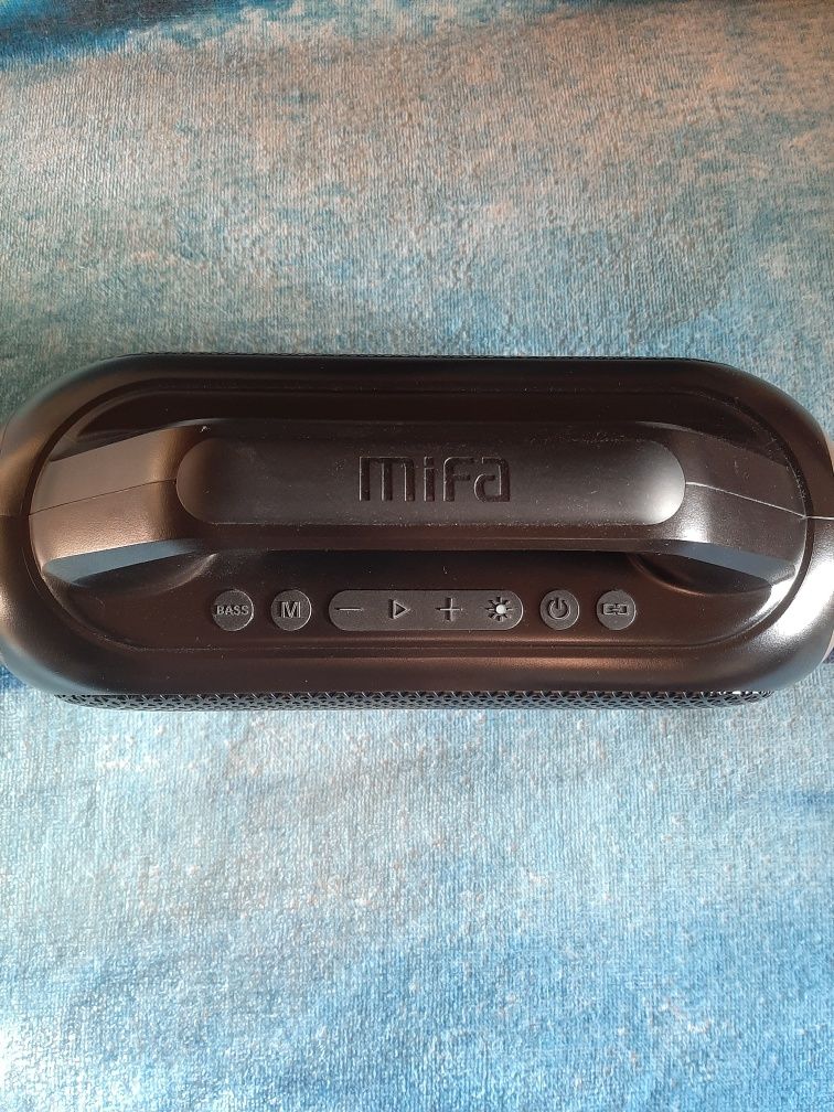 Портативна bluetooth колонка Mifa Wildbox 60W