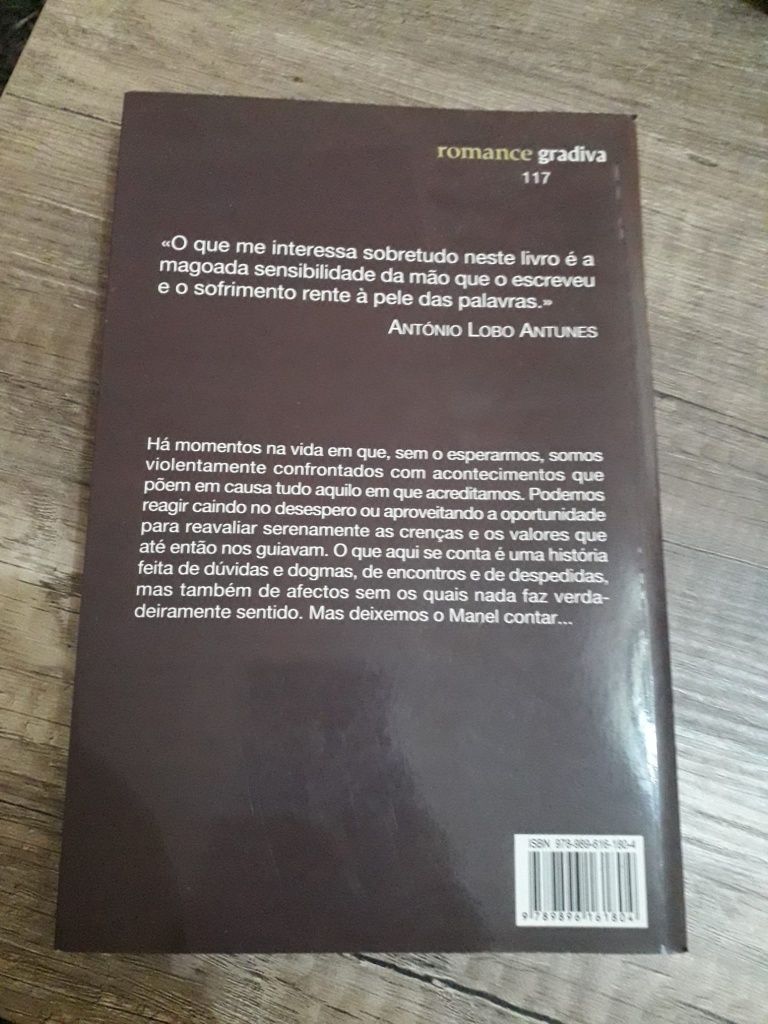 Livro "À esquerda de Deus"