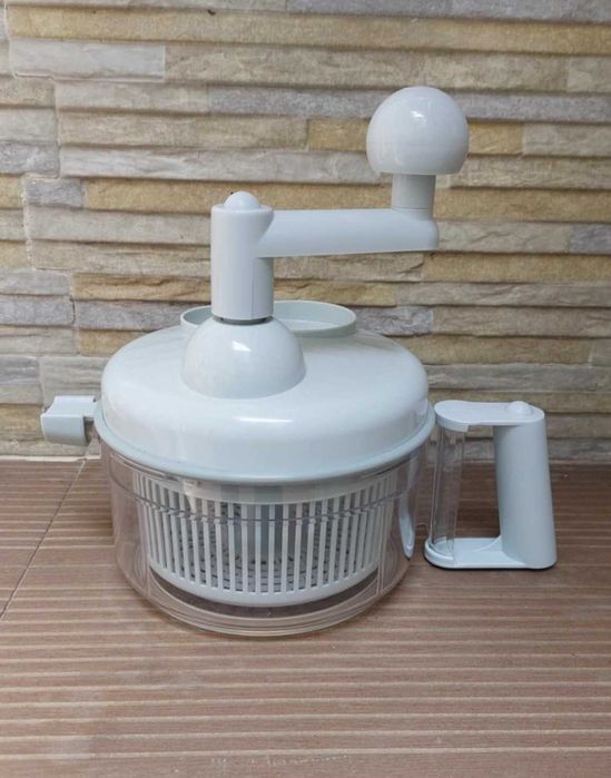 Vende-se Cortador Frutas e Legumes Novo