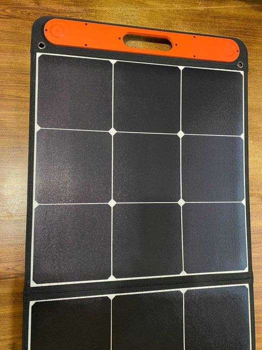 Сонячна батарея Jackery Solarsaga 100W