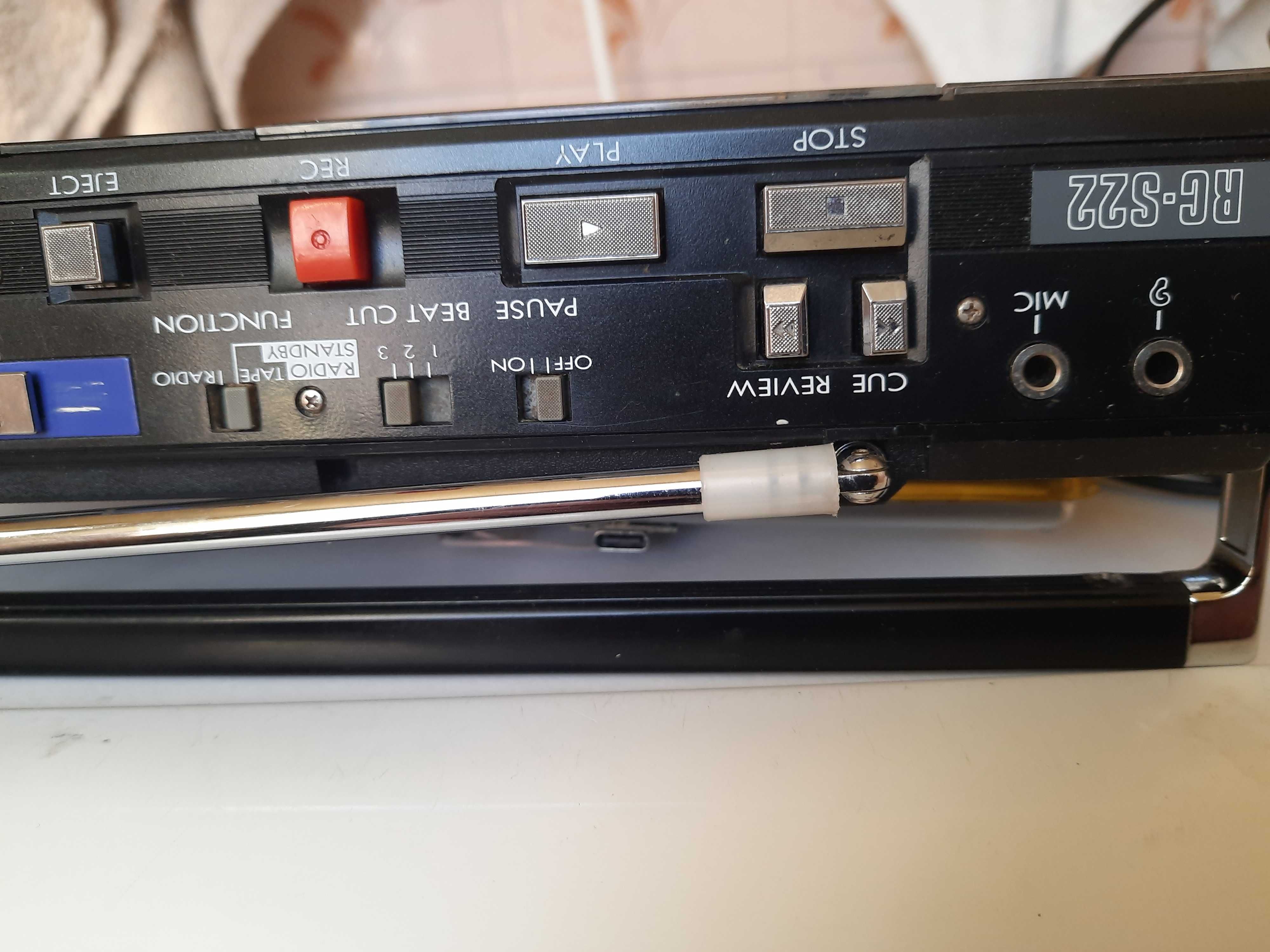 JVC RC-S22 radiomagnetofon