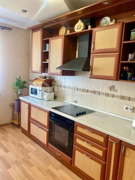 3-к Квартира вул. Поліська НИЗЬКИЙ ПОВЕРХ 84м.кв