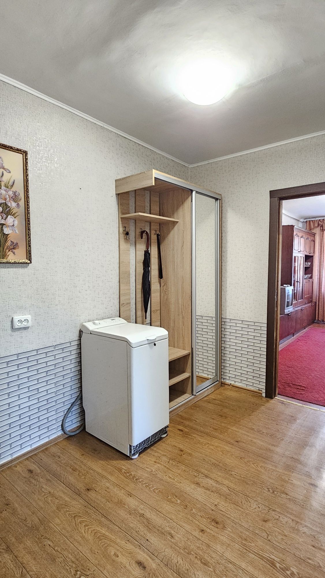 Продаж 3к квартири, метро Червоний хутір та хвойний ліс пішки!
