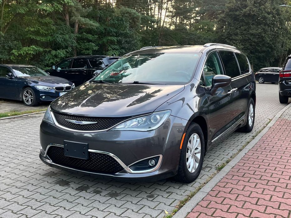 Chrysler Pacifica Po wszystkich opłatach (CŁO, AKCYZA, VAT)