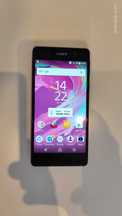 SONY XPERIA E5 F3311 1,5/16 GB w pełni SPRAWNY ! ETUI GRATIS !