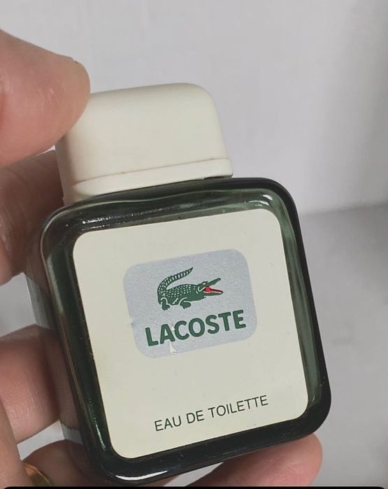 Frascos miniaturas perfumes vazias