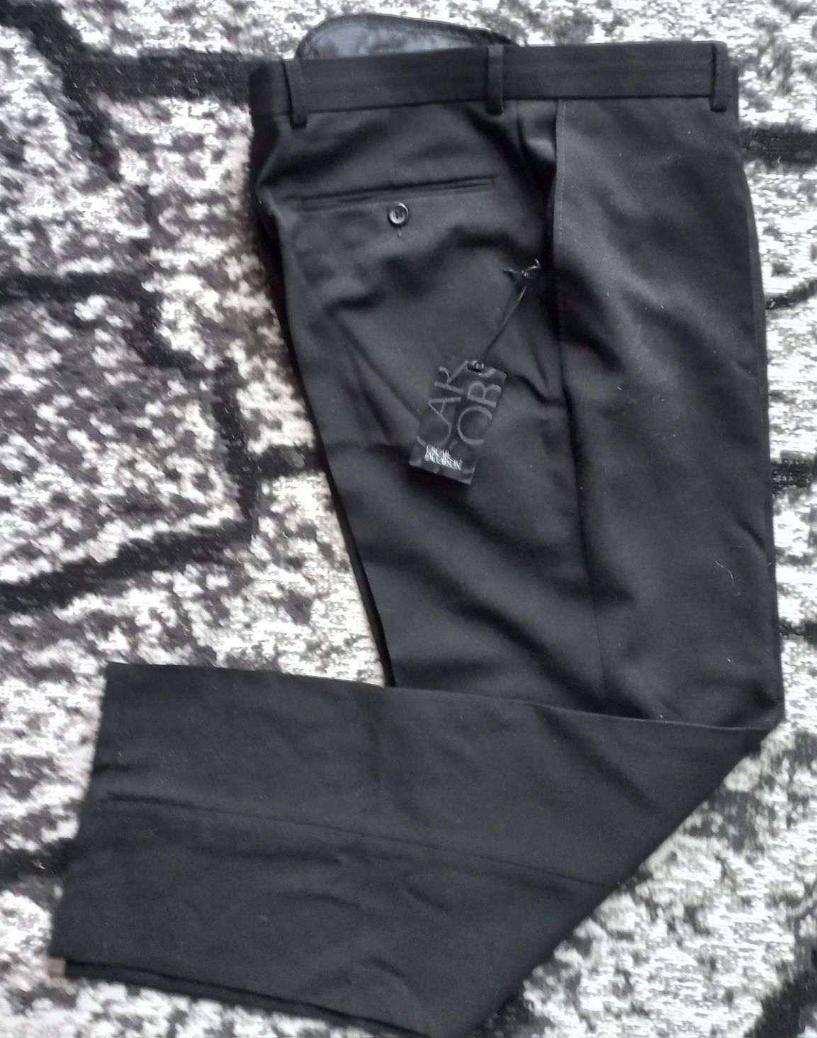 Klasyczne spodnie garniturowe Oskar Jacobson r.50 z wełną