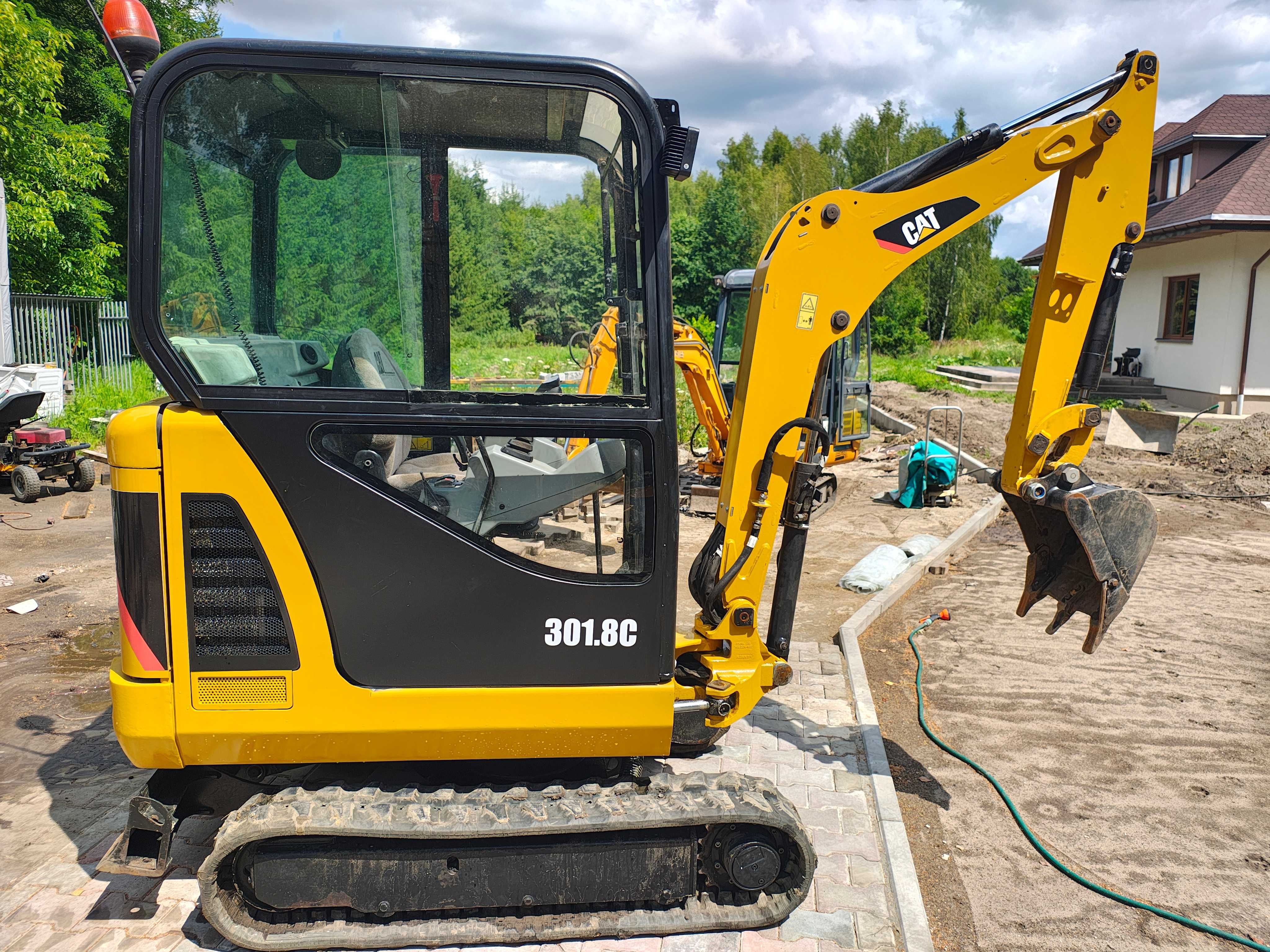 Minikoparka Caterpillar 301.8C 2012 rok
