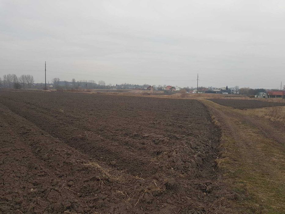 земельна ділянка с. Жовтанці біля траси