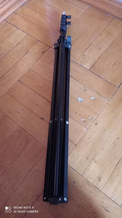 Штатив для лазерного рівня (телефону)