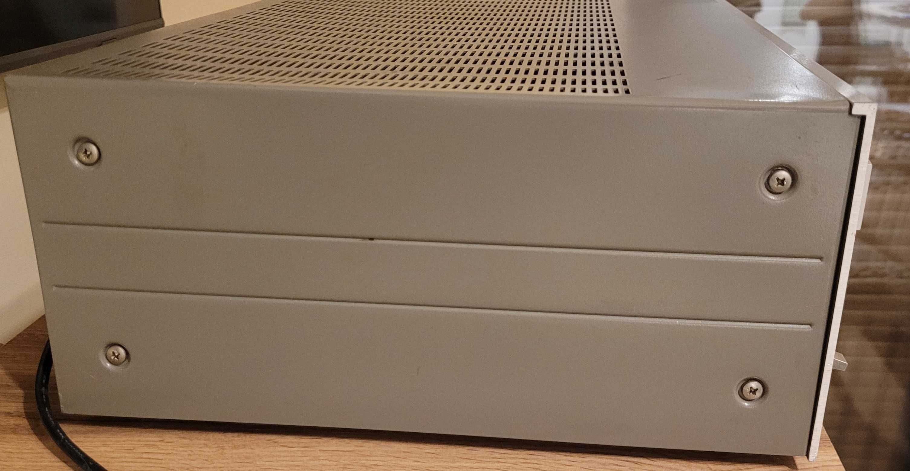 Wzmacniacz stereofoniczny Technics SU-V6