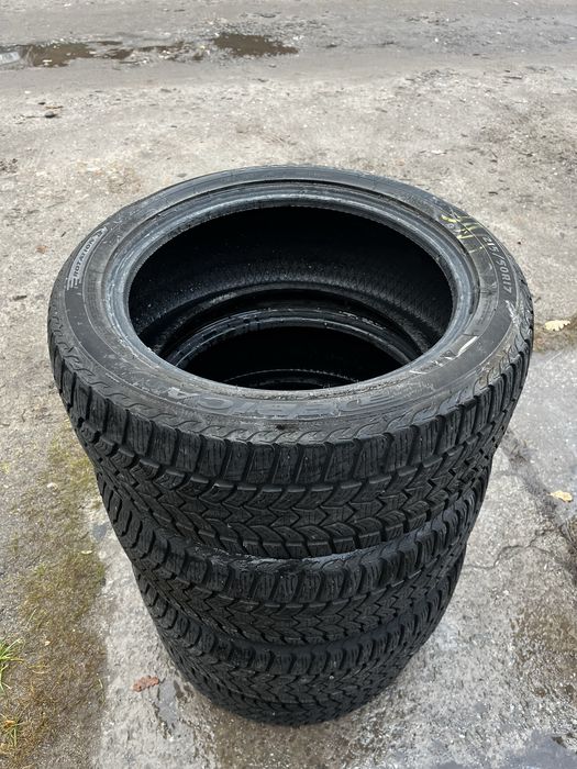 Гума , резина Debica