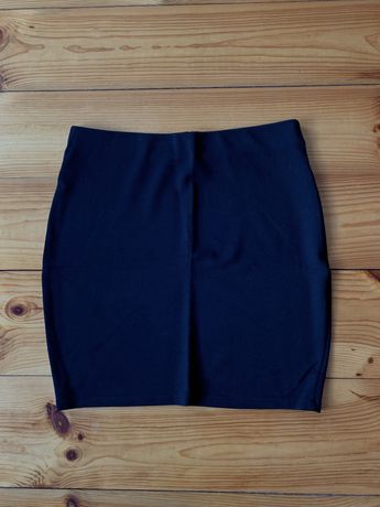 Czarna mini spodnica
