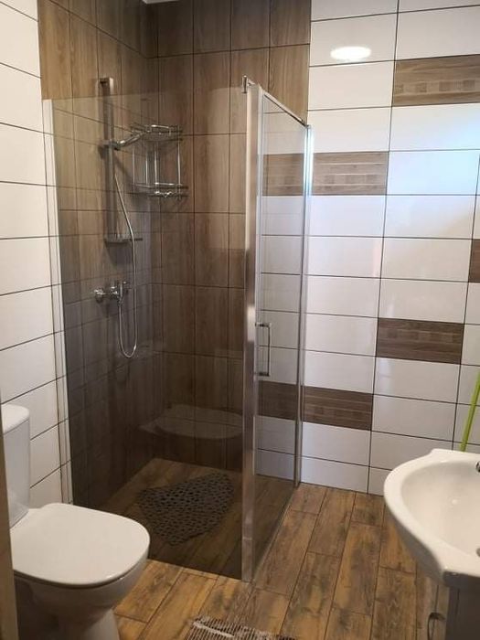 Sielanka-Domki Całoroczne z Kominkiem Jacuzzi Sauna Bezmiechowa