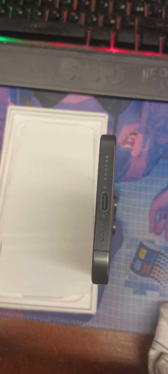 iPhone 15 Pro Max 256GB (Black Titanium)
