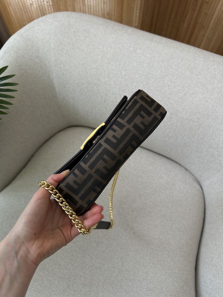 Torebka Fendi baguette chain ff