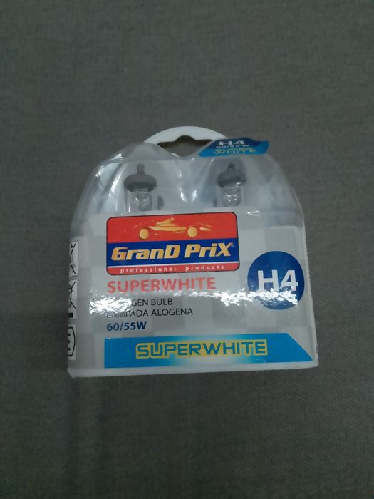 Żarówki samochodowe H4 Grand Prix Super White H4 60/55W